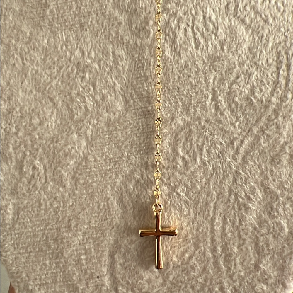 Gold Cross Pendant Necklace - Picture 4 of 6
